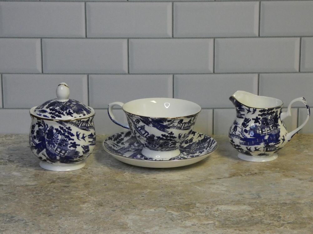 Rose of England Fine China Tea Set